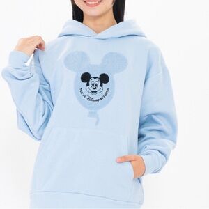 Tokyo Disneyland blue balloon sweater